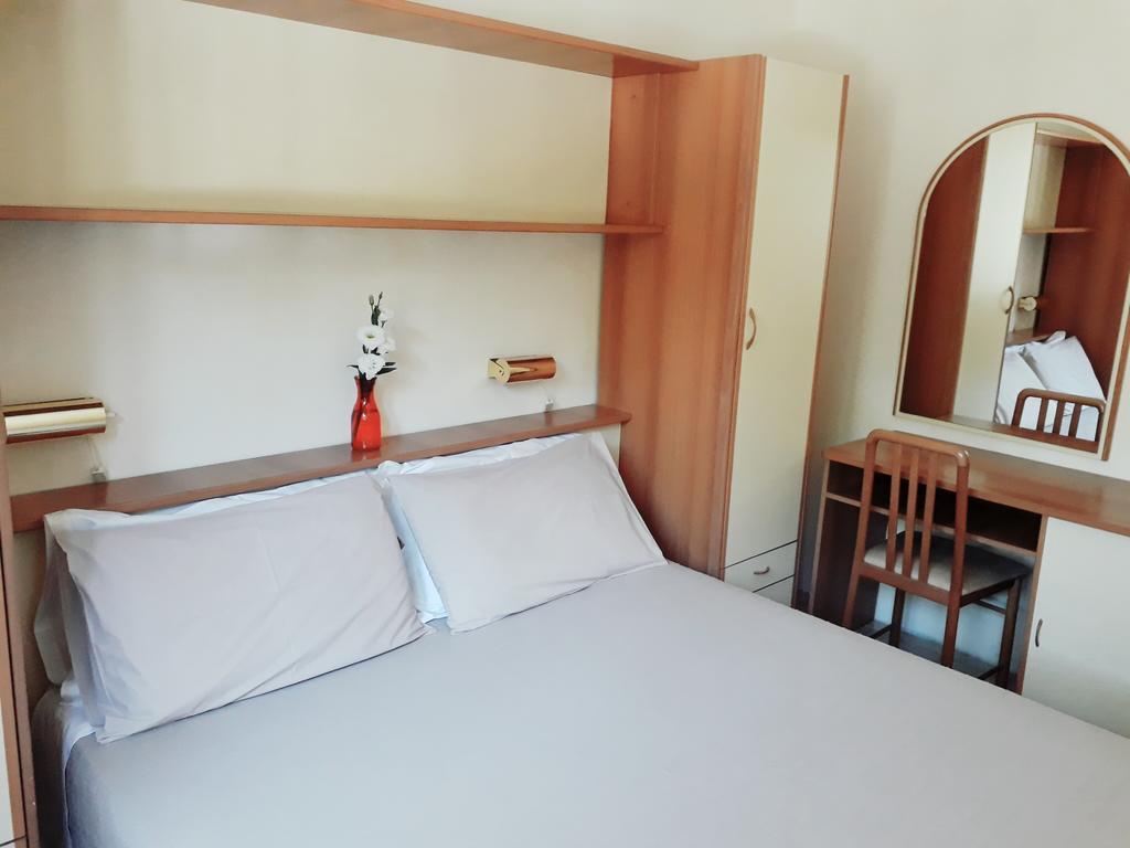 מילאנו מריטימה Hotel Helvetia מראה חיצוני תמונה