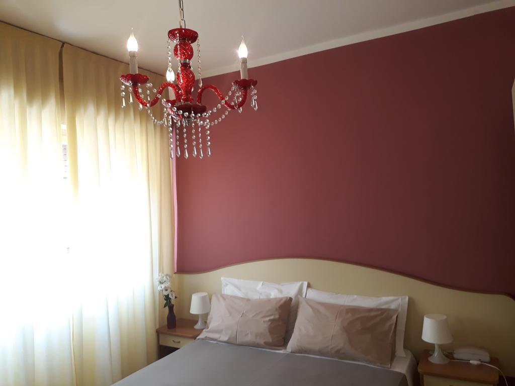 מילאנו מריטימה Hotel Helvetia מראה חיצוני תמונה